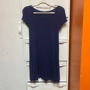 Navy women’s tshirt dress!